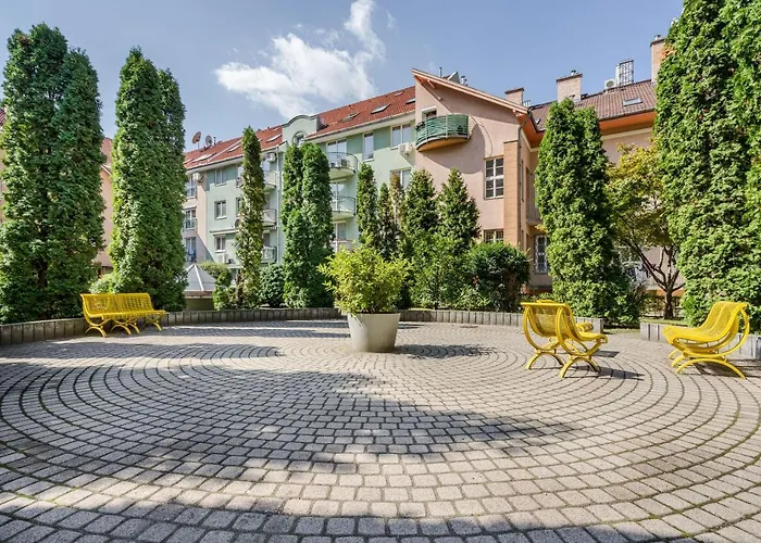 شقة Beautiful Three Bedrooms With Free Parking Close To The Danube Coast بودابست